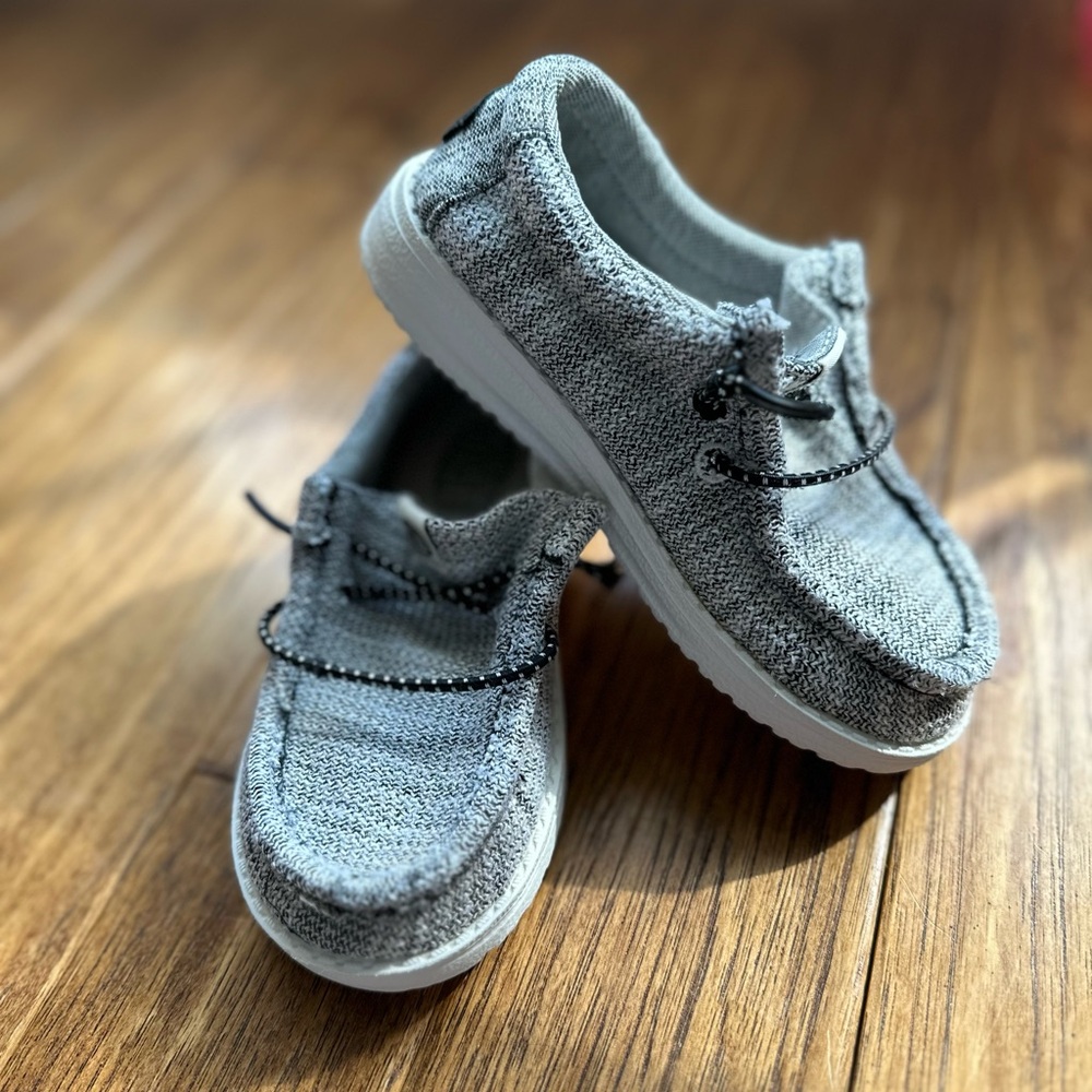 Heydude Toddler 9 Wally Youth Stretch Casual Shoe